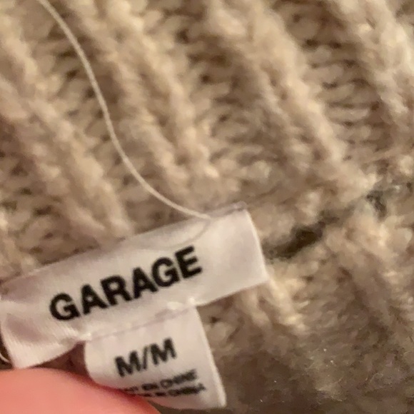 Beige sweater, Garage, Size M - Picture 3 of 3